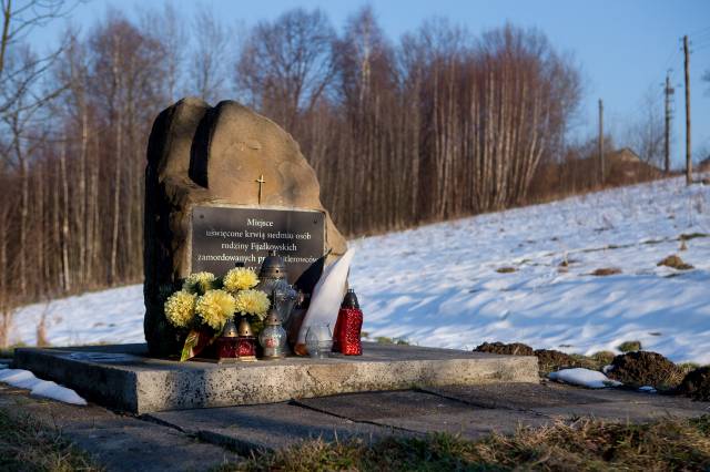 Obelisk Fijałkowskiego w Zawadzie