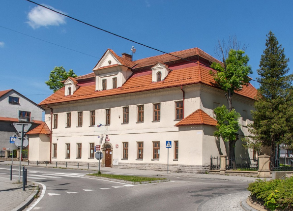 Budynek dworski przy ul. Reja 13 [Starostwo Powiatowe] w Myślenicach