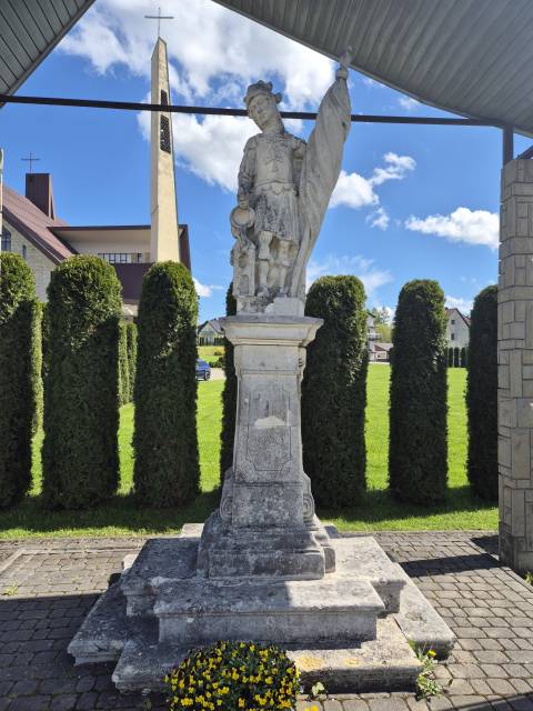 Figura Św. Floriana w Osieczanach
